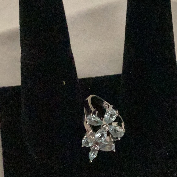Silver (925) topaz floral ring - Picture 5 of 8